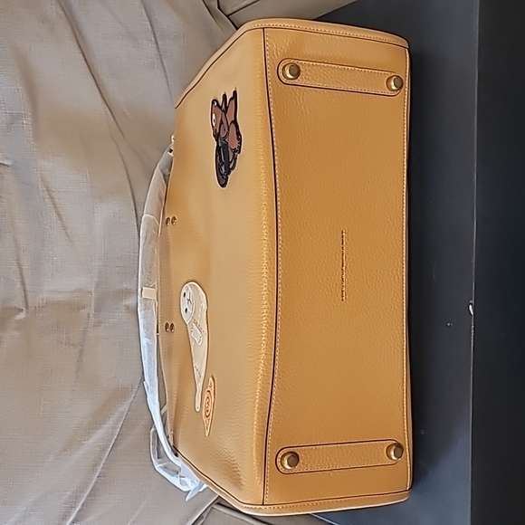 Coach Rogue 39 with animal creature patches  Style C6168 NWT - Picture 6 of 7